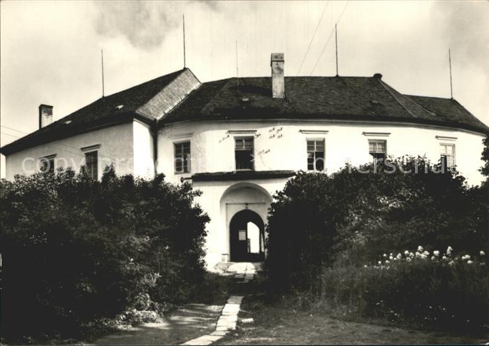 Trsice Dnes jsou v zamku umisteny mimo jine uradovny MNV