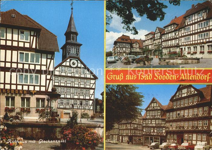 Allendorf Bad Sooden Rathaus mit Glockenspiel Marktplatz Brunnen Fachwerkhaeuser