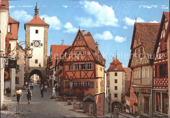 Rothenburg Tauber Ploenlein mit Siebersturm Kobolzeller Tor Altstadt