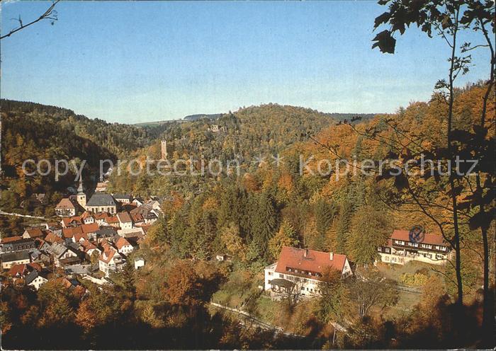 Bad Berneck Teilansicht mit Gasthof Pension Zur Quelle Herbststimmung