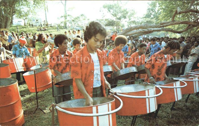 Musikinstrument Pan in the Hollows Queens Park Savannah North