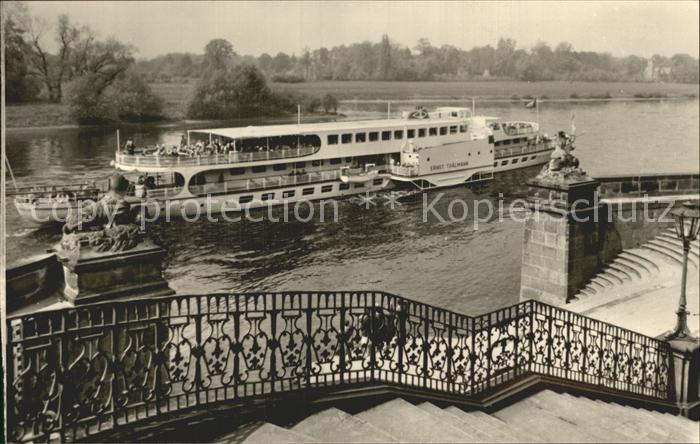 Motorschiffe MS Ernst Thaelmann Schloss Pillnitz