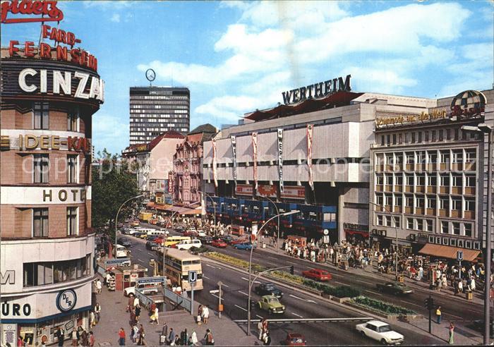 BERLIN CITY Kurfuerstendamm mit Blick zum Europa Center