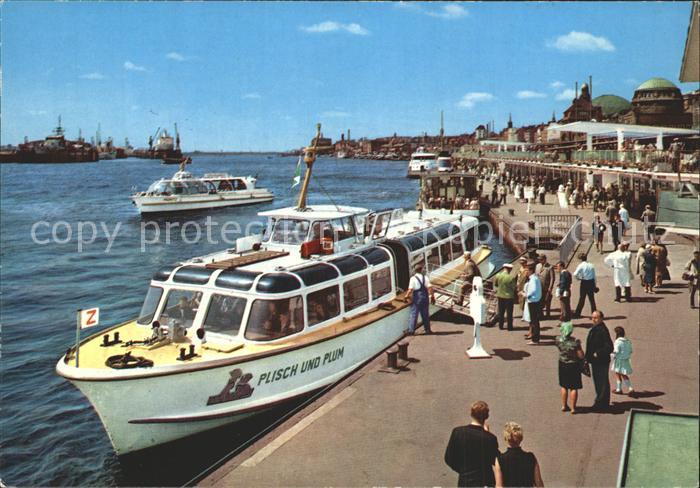 HAMBURG  CITY Sankt Pauli- Landungsbruecken