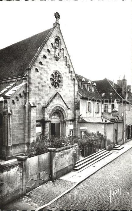 Paray-le-Monial Chapelle et facade exterieure du Monastere