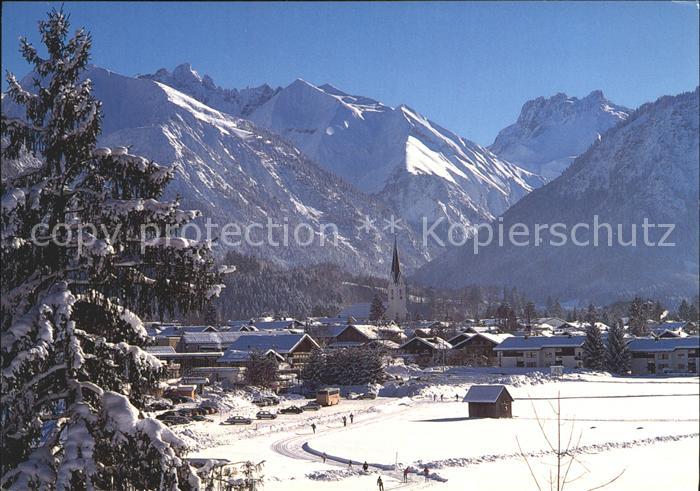 Oberstdorf mit Allgaeuer Alpen