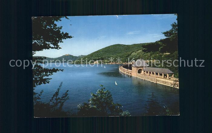 Edersee mit Sperrmauer und Schloss Waldeck