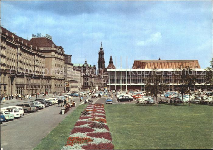 DRESDEN Elbe Altmarkt mit Kulturpalast