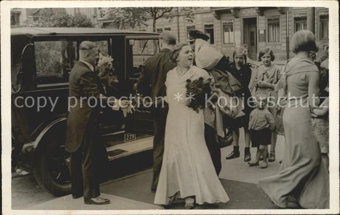 DRESDEN Elbe Hochzeitspaar