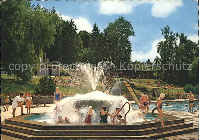 Bad Rappenau Sprudel Massagebrunnen im Sole Freischwimmbad