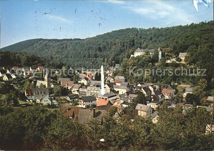 Bilstein Sauerland Ortsansicht mit Kirche und Schloss