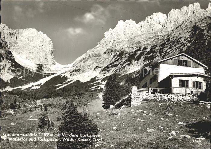 Gaudeamushuette Vordere Karlspitze Elmauertor Toerlslpitzen Wilden Kaiser