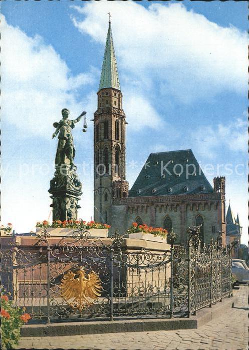 Frankfurt Main St Nikolaikirche und Gerechtigkeitsbrunnen
