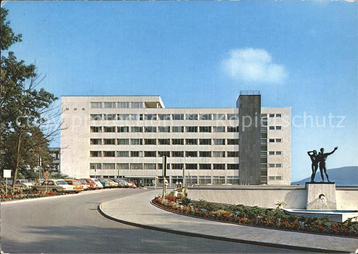 Hoexter Weser Weserbergland Klinik Haupteingang