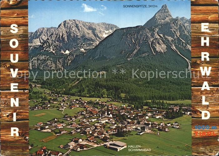 Ehrwald Tirol Totalansicht mit Hallenbad und Sonnenspitze