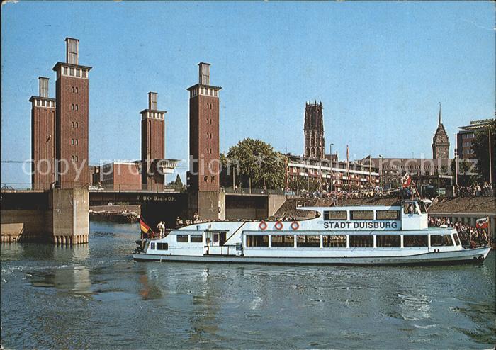 Duisburg Ruhr Groesster Binnenhafen der Welt