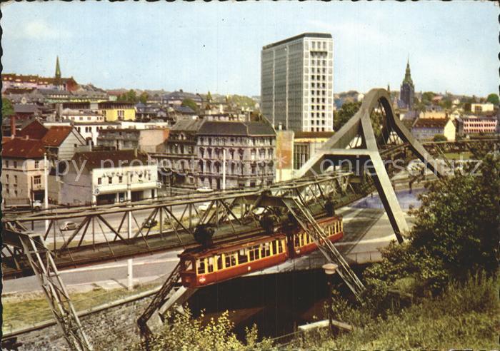 WUPPERTAL NRW Stadtmitte Schwebebahn