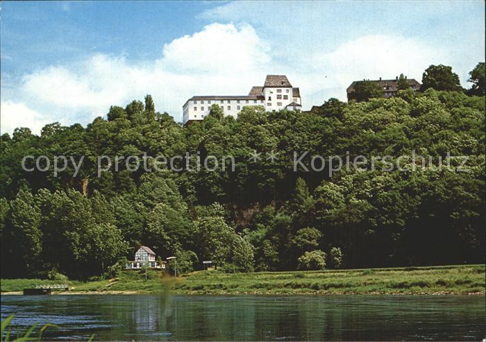 Fuerstenberg Weser Blick auf Schloss