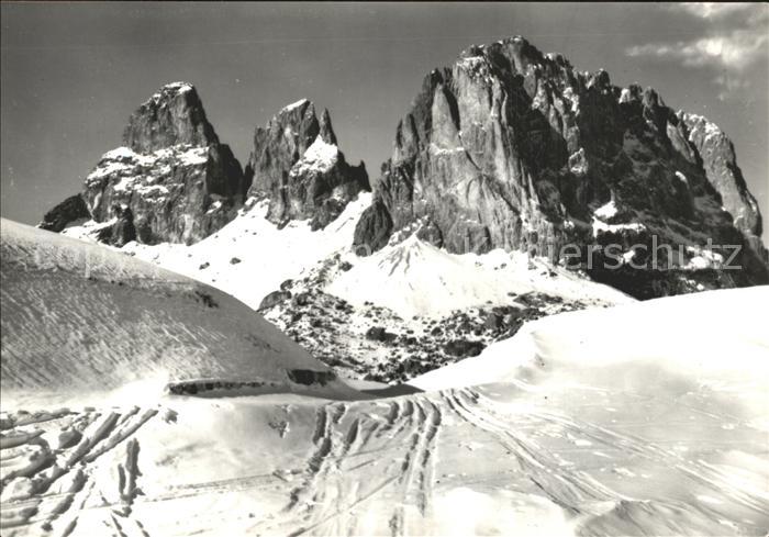 Passo Sella Sassolungo Winter