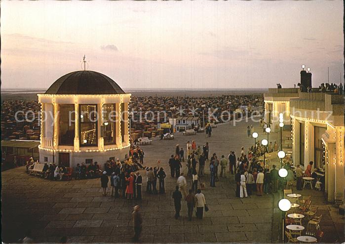 BORKUM Nordseebad Niedersachsen Abend an der Wandelhalle