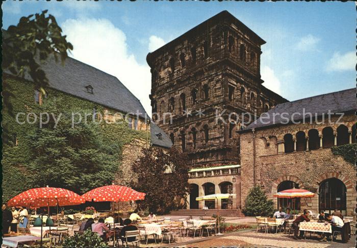 TRIER  CITY Brunnenhof mit Porta Nigra und Simeonstift