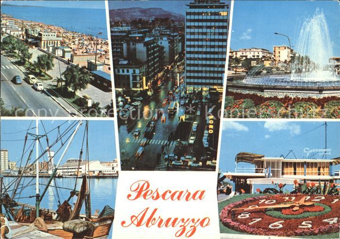 Pescara Blumenuhr Springbrunnen Hafen Nachtaufnahme