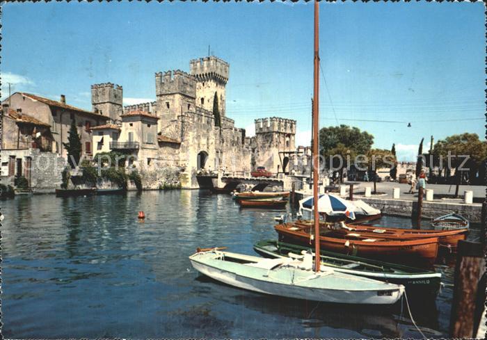 Sirmione Lago di Garda Schloss Boot