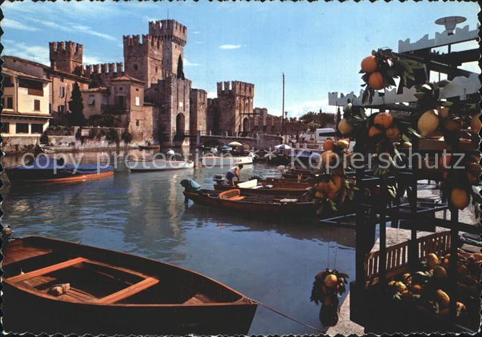 Sirmione Lago di Garda Binnenhafen Schloss