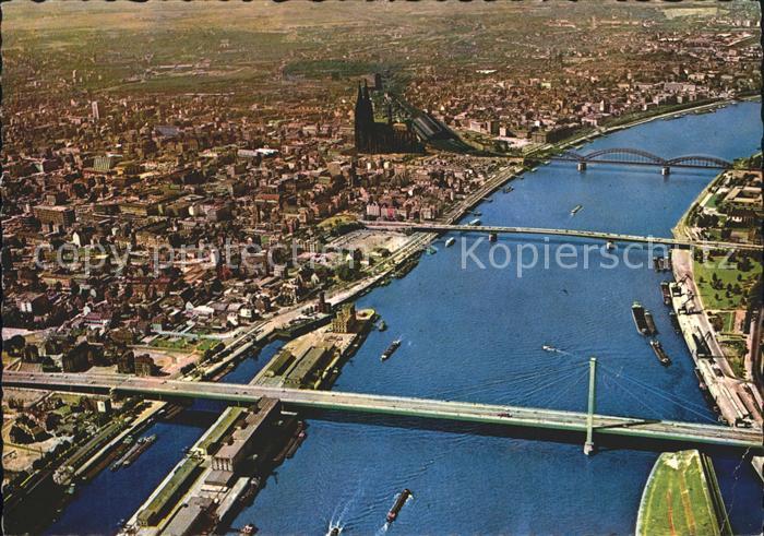 Koeln Rhein Fliegeraufnahme Severinsbruecke Deutzer-Bruecke Hohenzollernbruecke