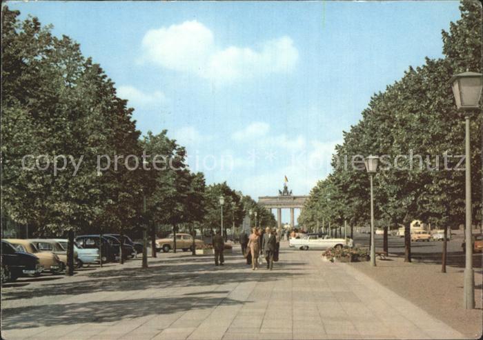 BERLIN  CITY Unter den Linden Brandenburger Tor