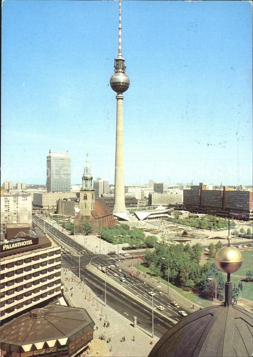 BERLIN  CITY Blick vom Dom auf Fernsehturm