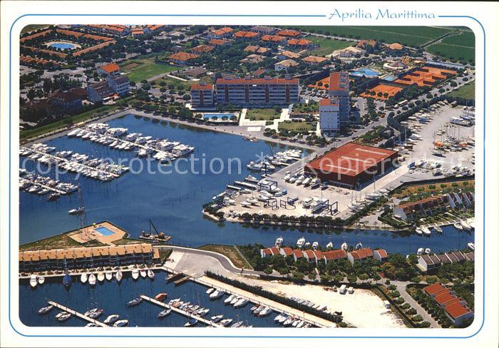 Aprilia Marittima Anlegestelle Segelboote