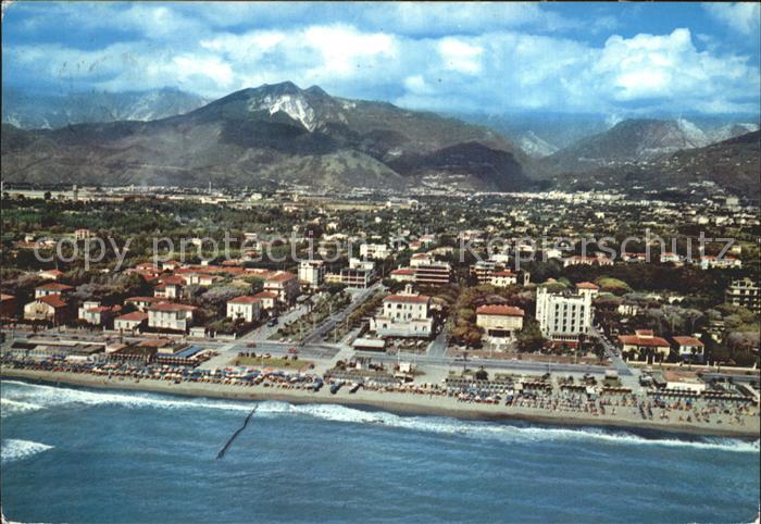 Marina di Massa Luftaufnahme