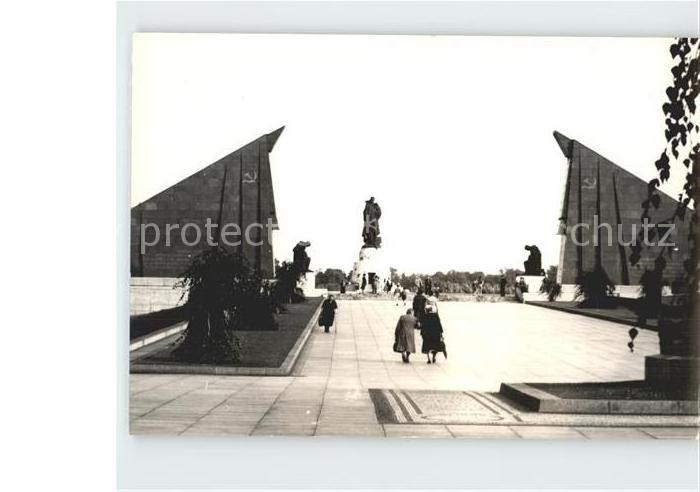 BERLIN  CITY Ehrenmal Treptow