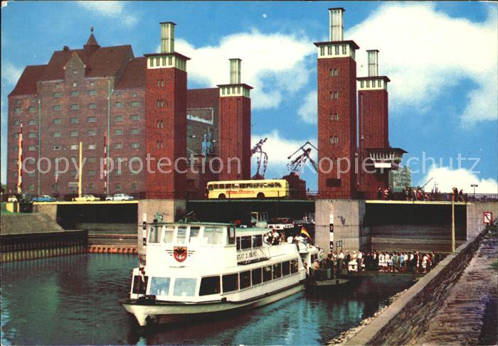 Duisburg Ruhr Schwanentorbruecke