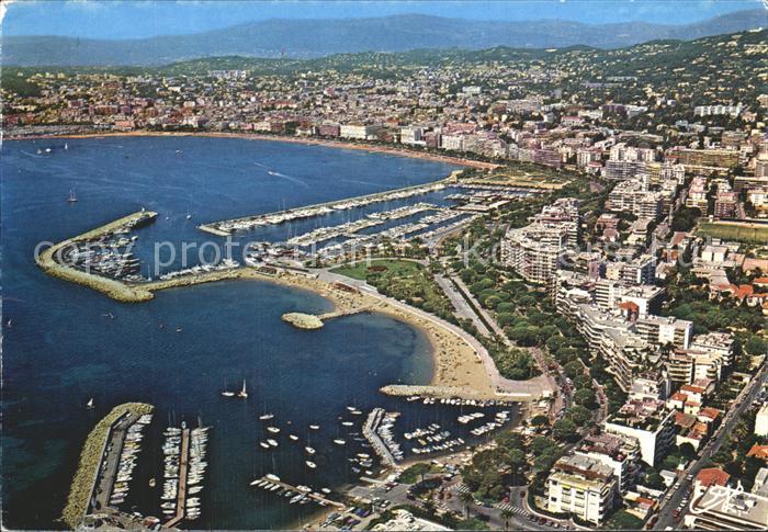 Cannes Alpes-Maritimes Cote Azur Strand Stadtansicht