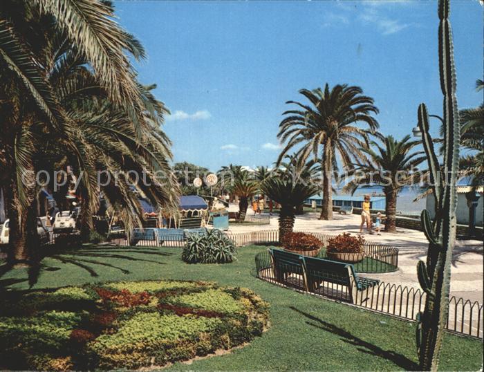 Loano Gaerten der Seepromenade