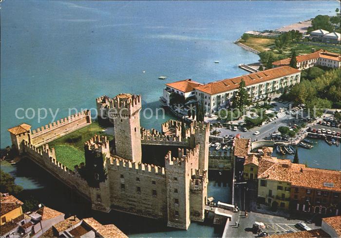 Sirmione Lago di Garda Lago di Garda Chateau Scaligero
