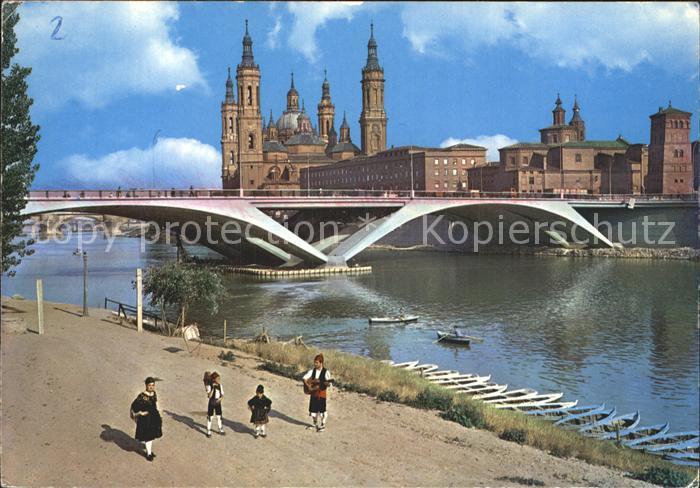 Zaragoza Saragossa Espana Ebro Santiago Bruecke Basilika Pilar