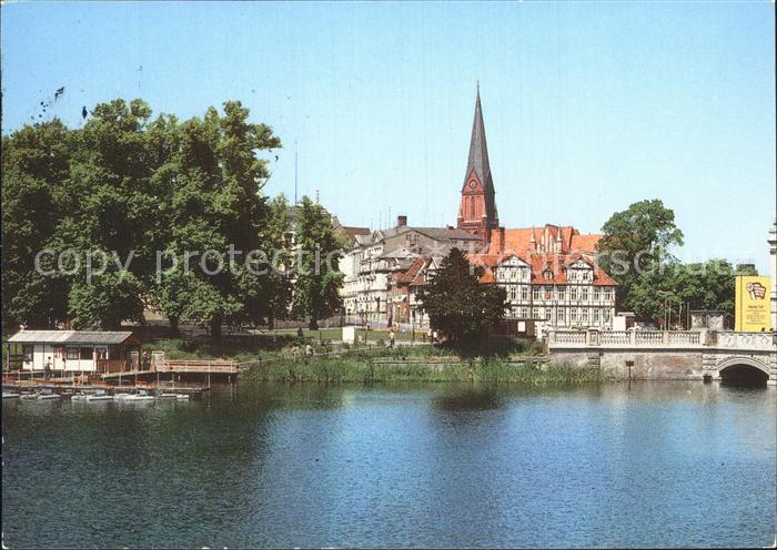 Schwerin Mecklenburg Blick altes Palais