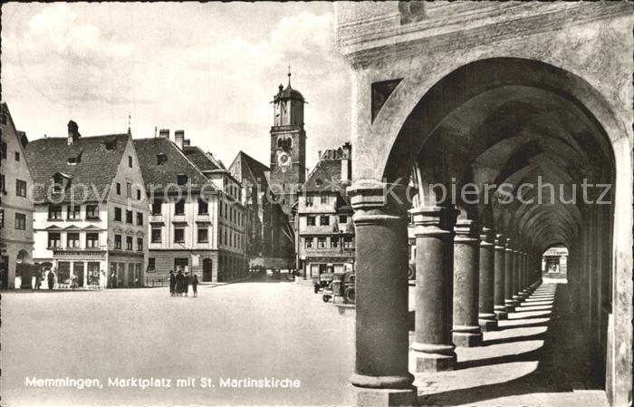 Memmingen Bayern Marktplatz mit St Martinskirche