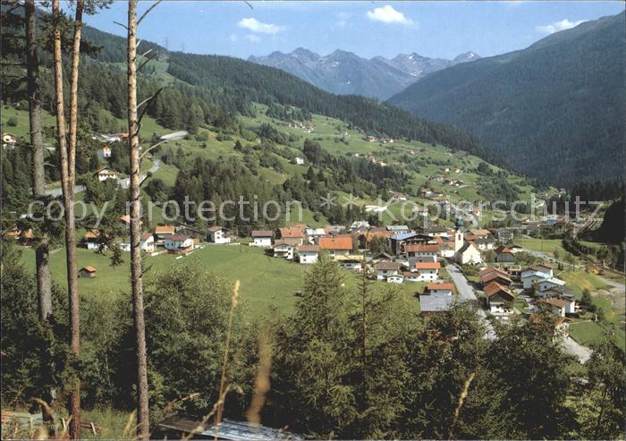Flirsch Gesamtansicht mit Alpenpanorama