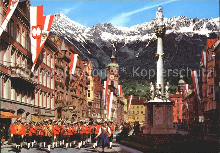 Innsbruck Maria Theresien Strasse Annasaeule Wiltener Stadtmusikkapelle