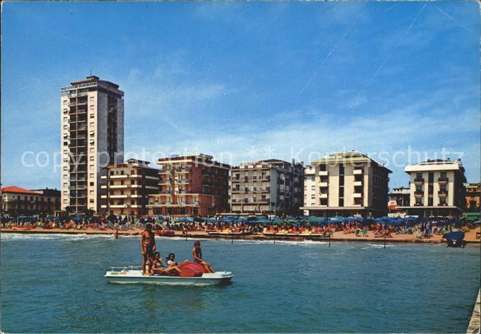 Lido di Jesolo Scorcio panoramico dal mare Spiaggia Strand Hotels