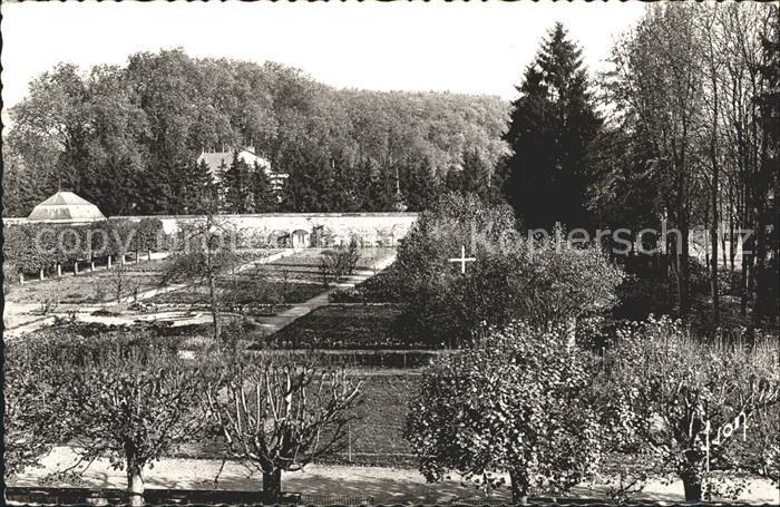 Paray-le-Monial Jardin du monastere de la Visitation