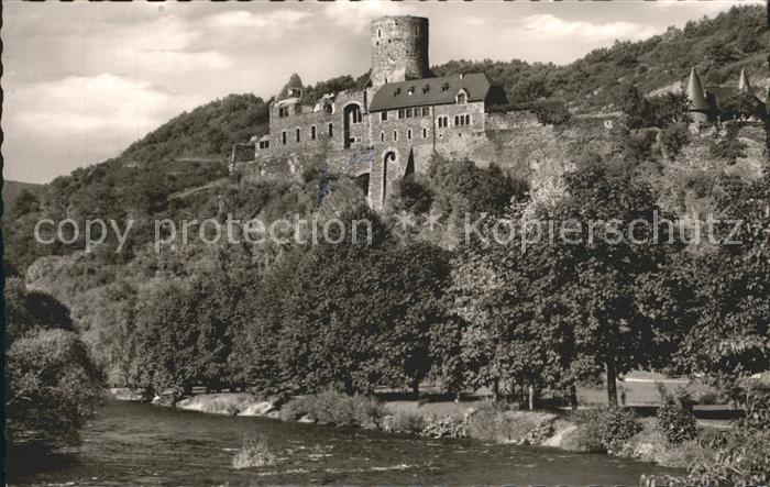 Heimbach Eifel Rurpartie mit Burg