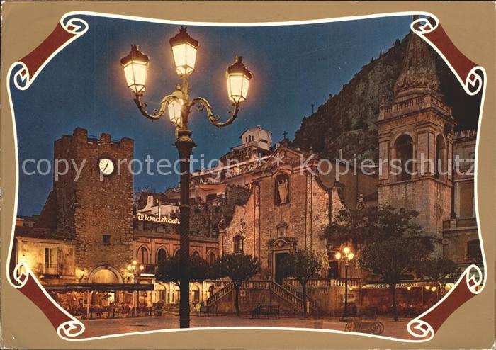 Taormina Sizilien Piazza San Agostino e Torre dell Orologio