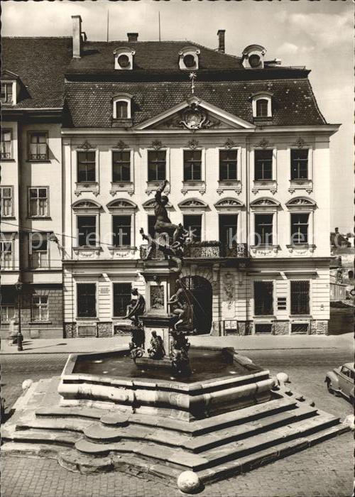 Augsburg Palais Schaezler mit Herkulesbrunnen