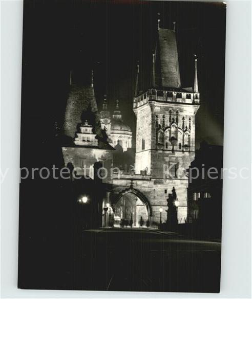 Praha Prahy Prague Tour de Pont Charles bei Nacht