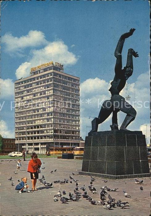 Rotterdam Monument Mei 1940 Verwoeste stad